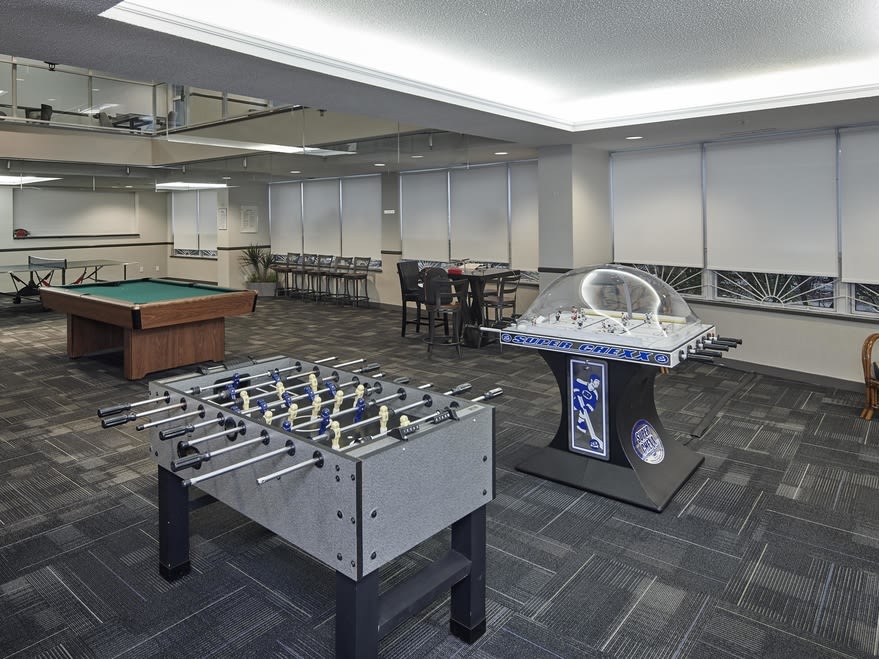 600 Drake Rental Vancouver, BC